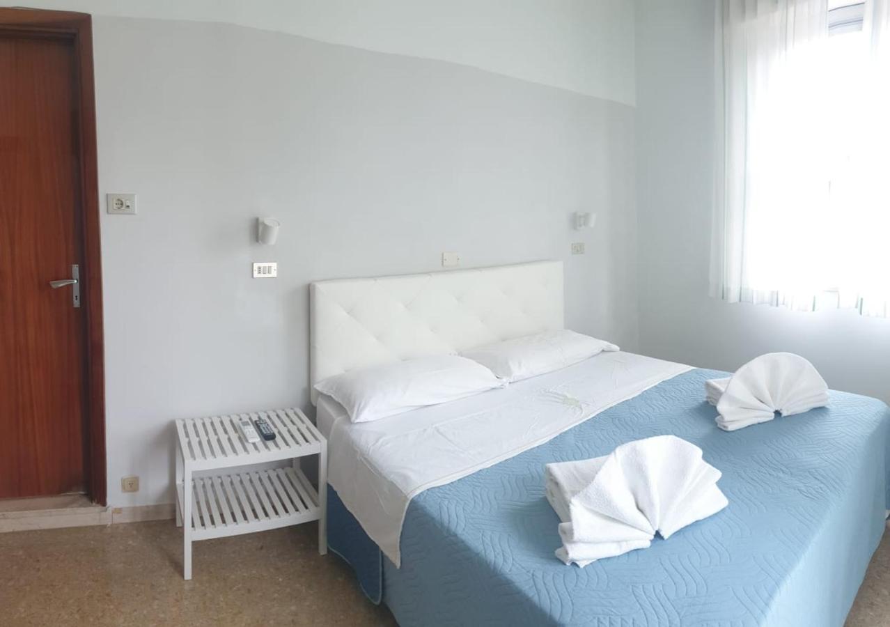 Hotel Alfa Anche In All Inclusive Римини Экстерьер фото