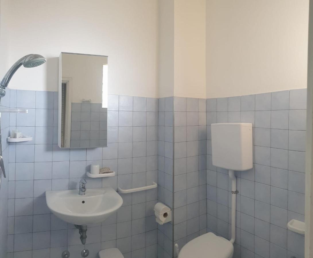 Hotel Alfa Anche In All Inclusive Римини Экстерьер фото
